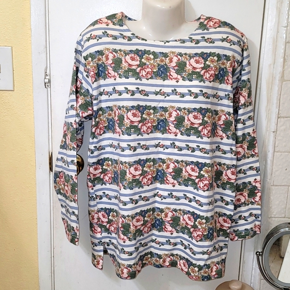 Vintage sweater by Capacity Petites New cotton fleece lined floral striped